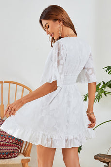 Hvid A-line V hals afslappet kjole med korte ærmer