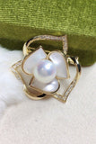 Rhinestone & Pearls Hvid Broche