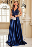 Navy Satin A-Line formel kjole med pailletter