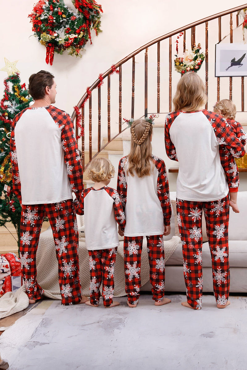 Indlæs billede til gallerivisning Plaid matchende familiejulepyjamas med snefnug