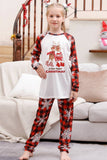 Plaid matchende familiejulepyjamas med snefnug