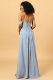 Off Shoulder Chiffon Blue Brudepige kjole med slids