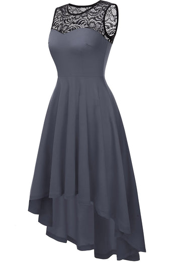 Høj lav grå vintage kjole med blonder