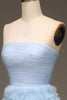 Indlæs billede til gallerivisning Tyl lyseblå tiered gallakjole med slids