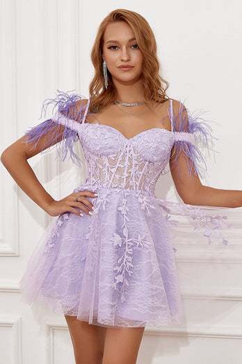 Lavendel Off Shoulder Cocktail Kjole med fjer