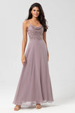 Certifiably Chic A Line Spaghetti Straps Dusty Pink Long Brudepige Kjole med Beaded