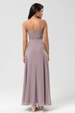 Certifiably Chic A Line Spaghetti Straps Dusty Pink Long Brudepige Kjole med Beaded