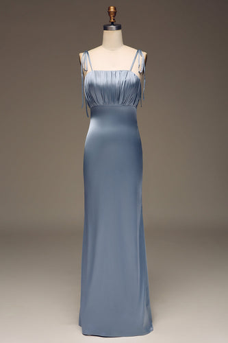 Støvet blå spaghetti stropper kappe satin plisseret brudepige kjole