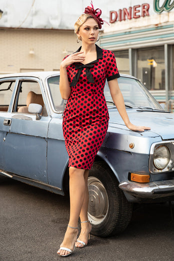 Røde polkaprikker 1960'ernes kjole med sløjfe