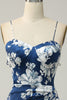 Indlæs billede til gallerivisning Blækblå blomstret te-længde brudepigekjole