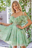 Sød A Line Lavendel Off the Shoulder Corset Homecoming Dress med flæser