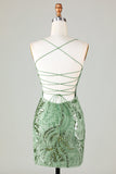 Sparkly Sheath Spaghetti Straps Green Short Homecoming Dress med Criss Cross Back