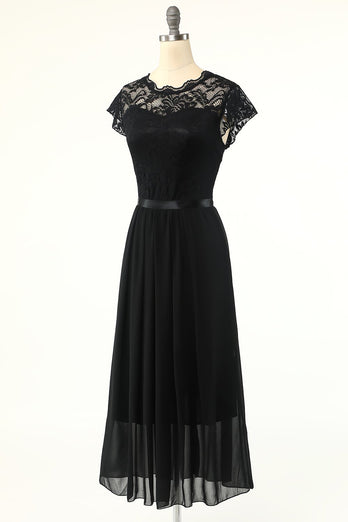 Klassisk en linje sort festkjole med blonder